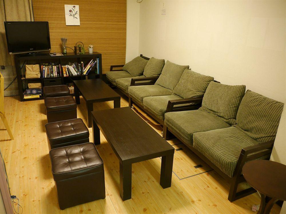Hiroshima Hana Hostel Екстер'єр фото