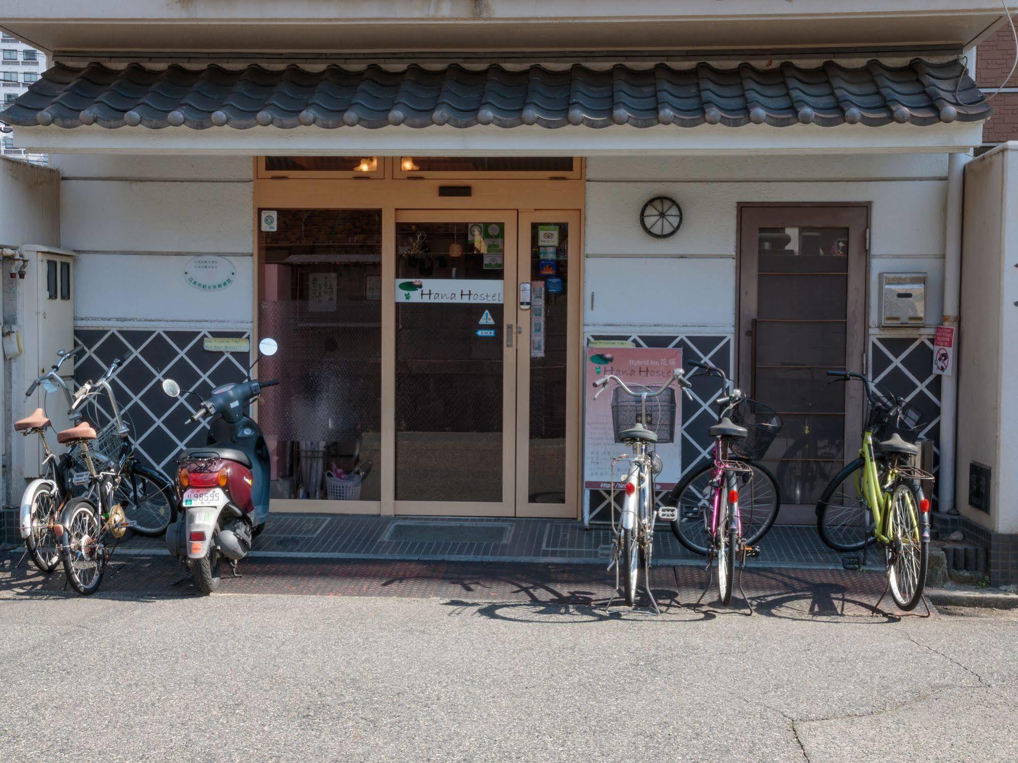 Hiroshima Hana Hostel Екстер'єр фото