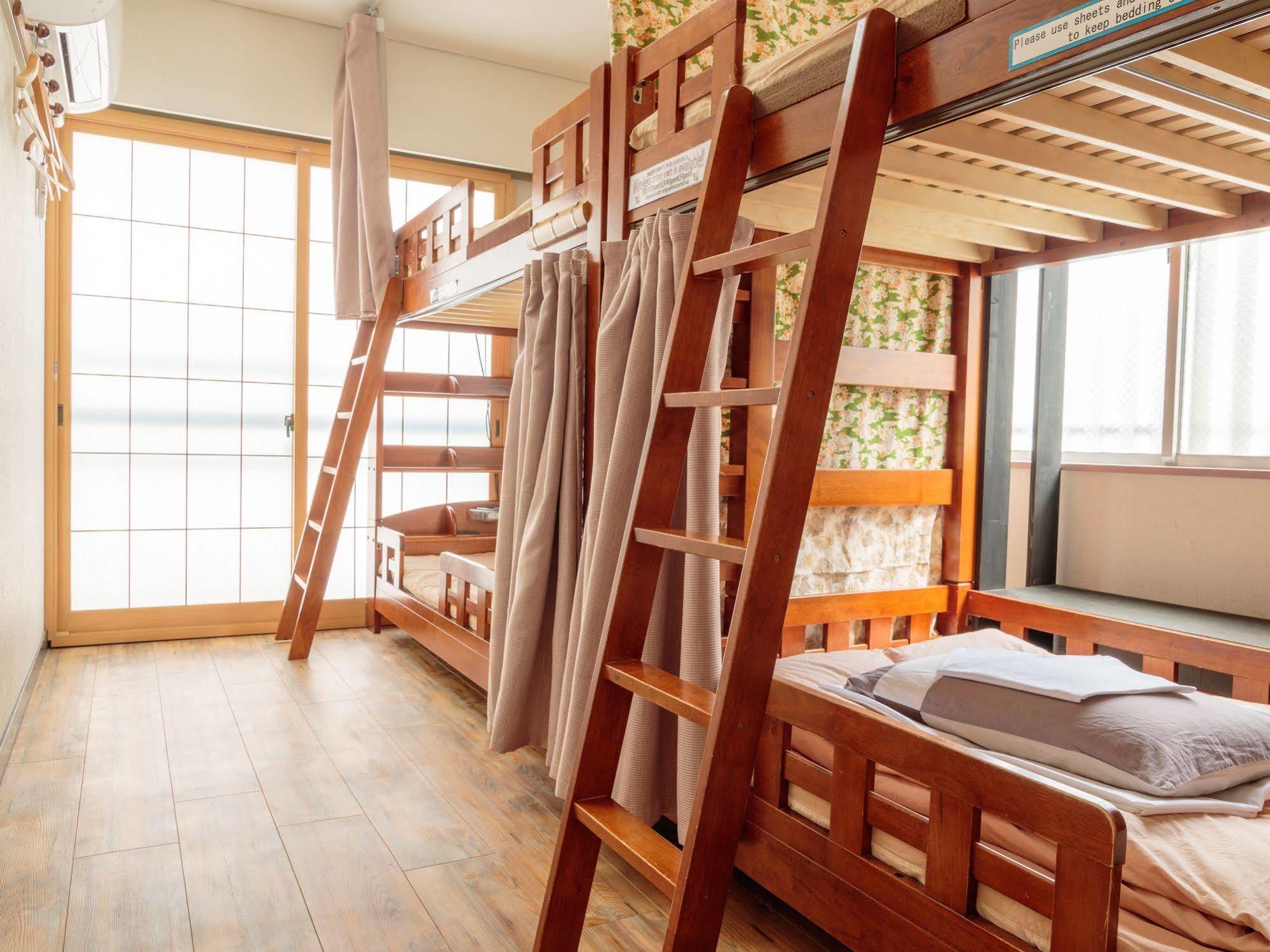 Hiroshima Hana Hostel Екстер'єр фото